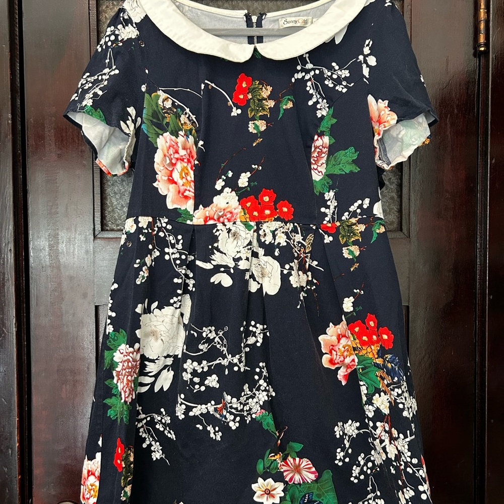 Navy and White Floral Dress with Collar - Sunny Girl